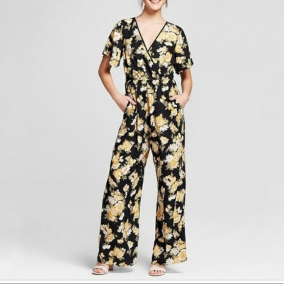 Xhilaration Pants - Xhilaration Double V Floral Jumpsuit Size Medium